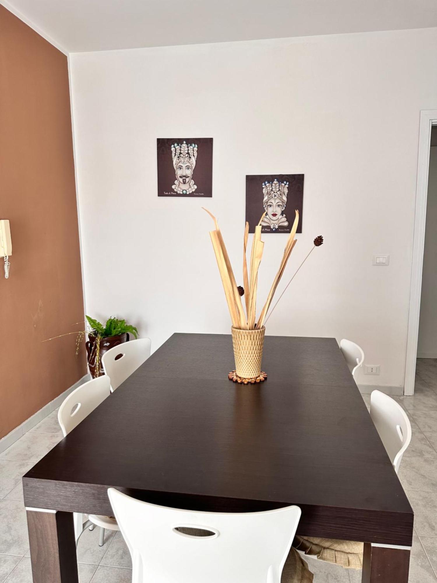 Pamir Casa Vacanze Appartamento Trapani Esterno foto